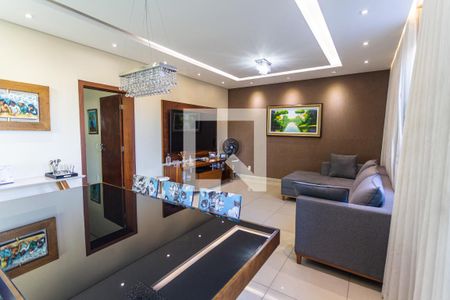 Sala 1 de casa à venda com 4 quartos, 320m² em Aparecida, Belo Horizonte