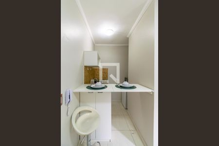 Cozinha de kitnet/studio para alugar com 1 quarto, 20m² em Vila Alexandria, São Paulo