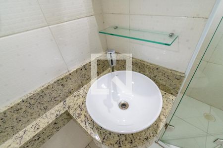 Banheiro de kitnet/studio para alugar com 1 quarto, 20m² em Vila Alexandria, São Paulo