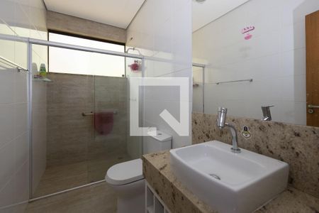 Banheiro da Suíte 2 de casa à venda com 3 quartos, 500m² em São Sebastiao das Águas Claras, Nova Lima