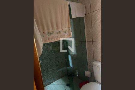 Casa à venda com 3 quartos, 136m² em Vila Domitila, São Paulo