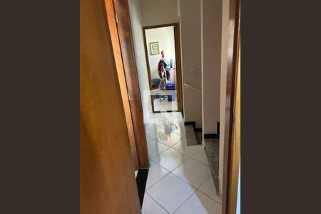 Casa à venda com 3 quartos, 136m² em Vila Domitila, São Paulo