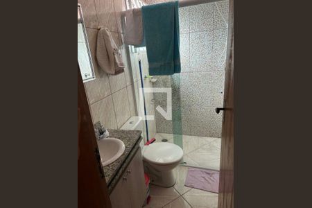 Casa à venda com 3 quartos, 136m² em Vila Domitila, São Paulo