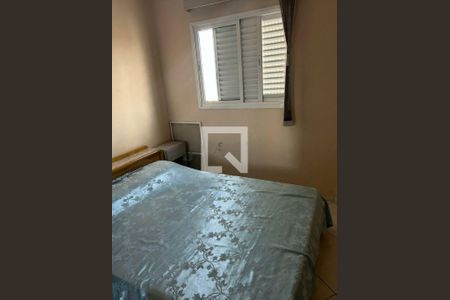 Casa à venda com 3 quartos, 136m² em Vila Domitila, São Paulo