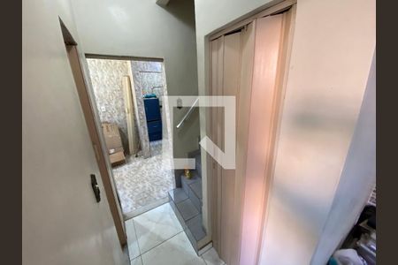 Corredor de apartamento para alugar com 2 quartos, 170m² em Pilares, Rio de Janeiro