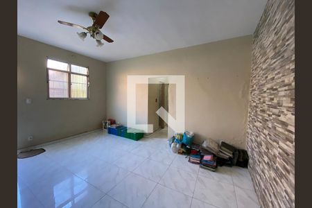 Sala de apartamento para alugar com 2 quartos, 170m² em Pilares, Rio de Janeiro