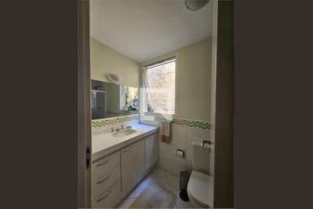 Casa à venda com 3 quartos, 328m² em Jardim Vitoria Regia, São Paulo