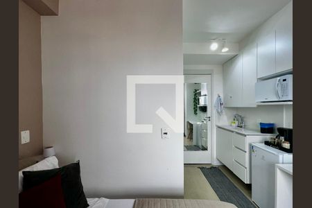 Sala/Quarto de apartamento à venda com 1 quarto, 20m² em Jardim Aeroporto, São Paulo