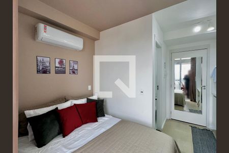 Sala/Quarto de apartamento à venda com 1 quarto, 20m² em Jardim Aeroporto, São Paulo