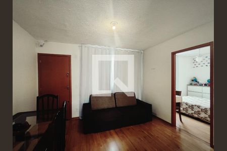 Sala de apartamento para alugar com 2 quartos, 45m² em A Definir Em Campo, Contagem