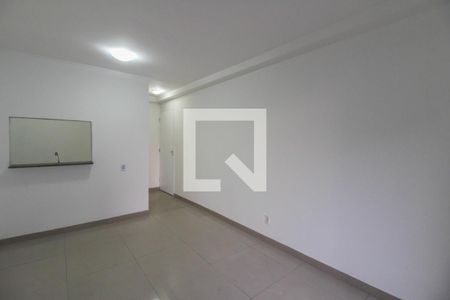 Sala de apartamento para alugar com 3 quartos, 61m² em Vila Endres, Guarulhos