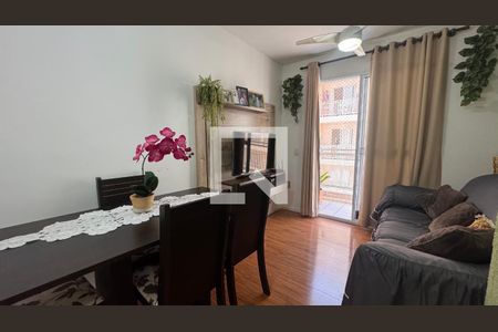 Sala de apartamento à venda com 2 quartos, 54m² em Jardim das Bandeiras, Campinas