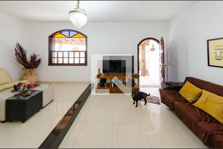 Sala de casa à venda com 3 quartos, 360m² em Palmeiras, Belo Horizonte