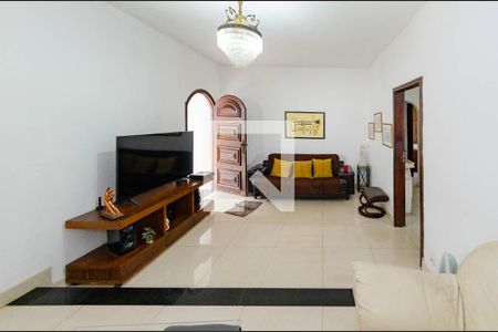 Sala de casa à venda com 3 quartos, 360m² em Palmeiras, Belo Horizonte