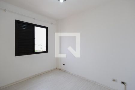 Quarto 1 de apartamento à venda com 2 quartos, 57m² em Vila Romero, São Paulo