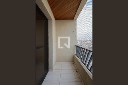 Varanda de apartamento à venda com 2 quartos, 57m² em Vila Romero, São Paulo