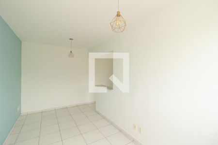 Sala de apartamento para alugar com 2 quartos, 45m² em Campo Grande, Rio de Janeiro