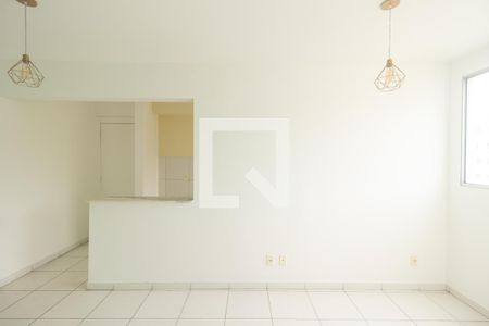 Sala de apartamento para alugar com 2 quartos, 45m² em Campo Grande, Rio de Janeiro
