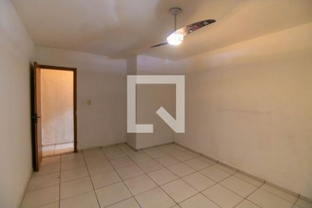 Quarto 1 de casa de condomínio à venda com 5 quartos, 250m² em Itacoatiara, Niterói