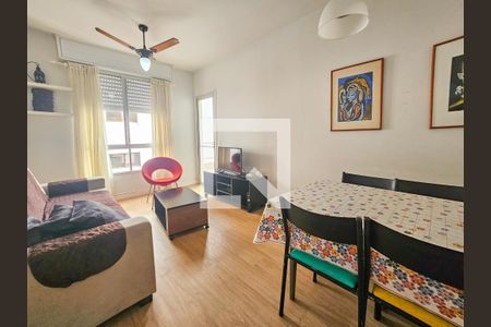Sala de apartamento para alugar com 2 quartos, 70m² em Vila Luis Antonio, Guarujá