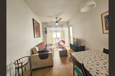 Sala de apartamento para alugar com 2 quartos, 70m² em Vila Luis Antonio, Guarujá