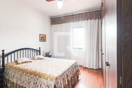 Quarto 1 de casa para alugar com 3 quartos, 272m² em Jaguaré, São Paulo