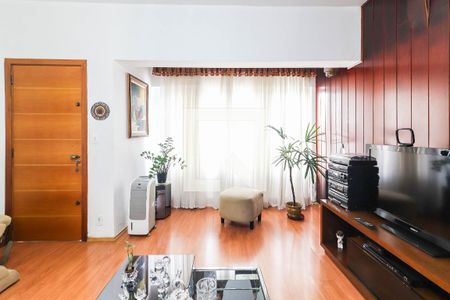 Sala de casa para alugar com 3 quartos, 272m² em Jaguaré, São Paulo