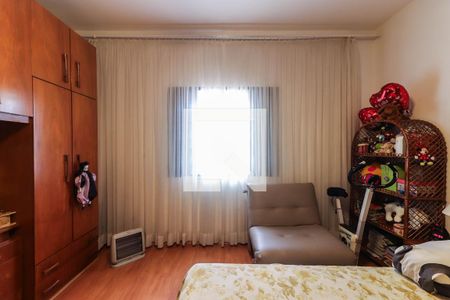 Quarto 2 de casa para alugar com 3 quartos, 272m² em Jaguaré, São Paulo