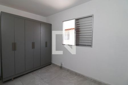 Quarto 1 de apartamento à venda com 2 quartos, 41m² em Jardim Sao Luis (zona Norte), Guarulhos
