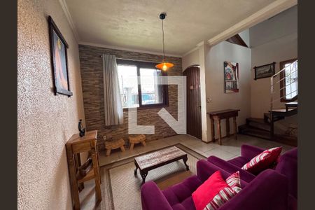 Sala de casa à venda com 3 quartos, 150m² em Santos Dumont, São Leopoldo