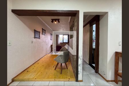 Sala de casa à venda com 3 quartos, 150m² em Santos Dumont, São Leopoldo
