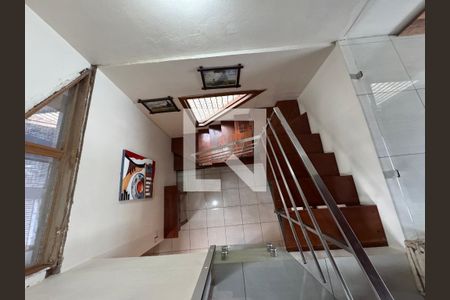 Escada de casa à venda com 3 quartos, 150m² em Santos Dumont, São Leopoldo