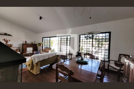 Sala de casa à venda com 3 quartos, 212m² em Jardim Lumen Christi, Campinas