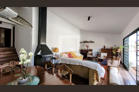 Sala de casa à venda com 3 quartos, 212m² em Jardim Lumen Christi, Campinas
