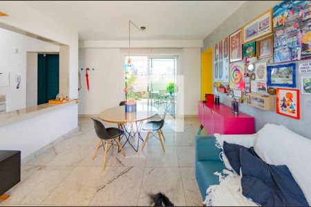 Sala de apartamento para alugar com 2 quartos, 127m² em Carmo, Belo Horizonte