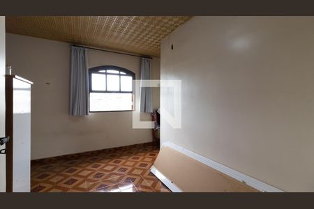Quarto 2 de casa à venda com 3 quartos, 174m² em Vila Nhocuné, São Paulo