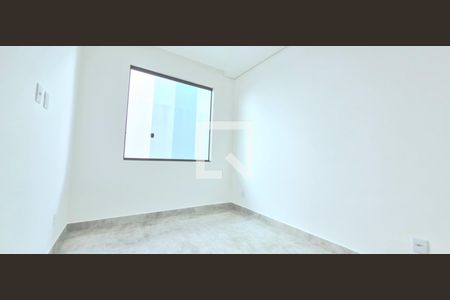 Quarto 2 de casa à venda com 3 quartos, 180m² em Jardim Imperial, Lagoa Santa