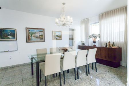 Sala de Jantar de casa de condomínio à venda com 4 quartos, 350m² em Residencial Europa, Nova Lima
