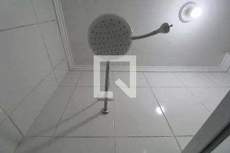Banheiro Social de apartamento para alugar com 1 quarto, 20m² em Jardim Virginia, Guarujá