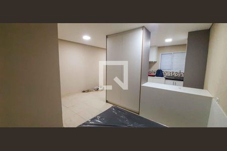 Quarto de apartamento para alugar com 1 quarto, 26m² em Vila Yolanda, Osasco