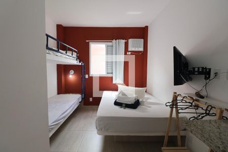 Sala de apartamento para alugar com 1 quarto, 20m² em Jardim Virginia, Guarujá