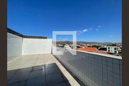 Apartamento à venda com 2 quartos, 120m² em Araguaia, Belo Horizonte