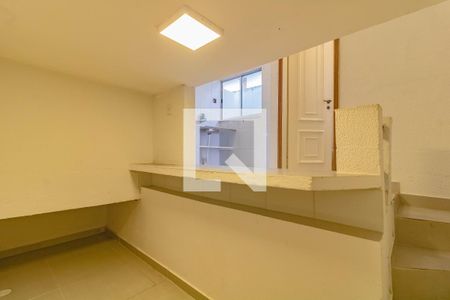 Sala/Quarto de casa para alugar com 1 quarto, 22m² em Vila Santa Catarina, São Paulo