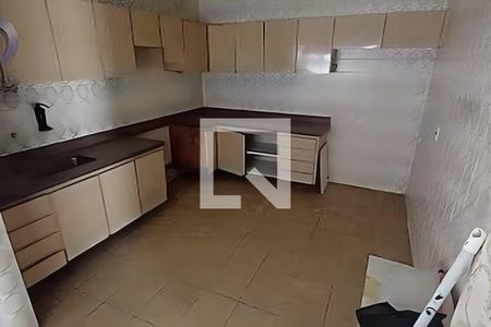 Casa à venda com 2 quartos, 152m² em Vila Brasilio Machado, São Paulo