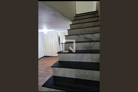 Casa para alugar com 3 quartos, 155m² em Vila Brasilina, São Paulo