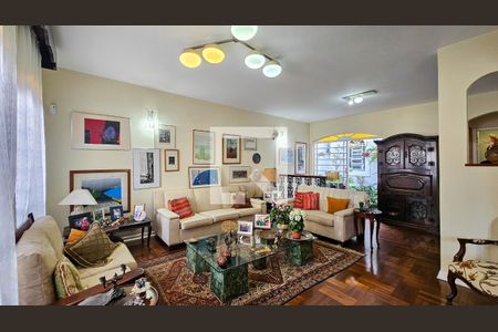 Sala de casa à venda com 4 quartos, 165m² em Jardim Luanda, São Paulo