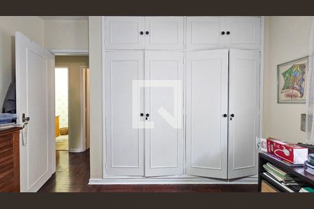 Quarto de casa à venda com 4 quartos, 165m² em Jardim Luanda, São Paulo