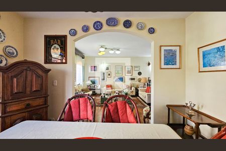 Sala de casa à venda com 4 quartos, 165m² em Jardim Luanda, São Paulo