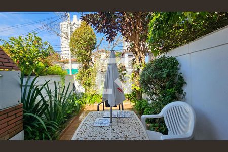 Varanda de casa à venda com 4 quartos, 165m² em Jardim Luanda, São Paulo