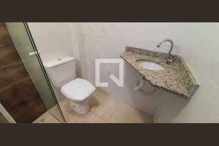 Banheiro de kitnet/studio para alugar com 1 quarto, 20m² em Vila Yolanda, Osasco